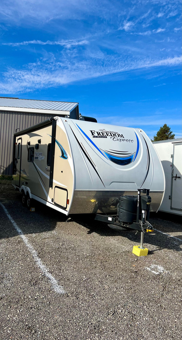 2019 freedom express ultra lite travel trailers campers owen