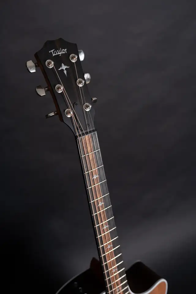 Guitare Taylor 414cd LTD Sinker Redwood in Guitars in Sherbrooke - Image 5