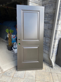 INSULATED ENTRANCE DOOR