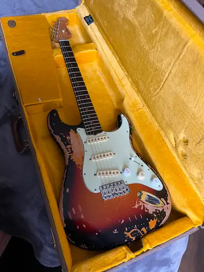 Fender Mike mccready roadworn nitro Stratocaster with OHSC, View more