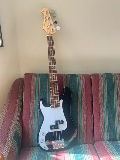 Harley Benton PB-Shorty Left Handed Bass, View more