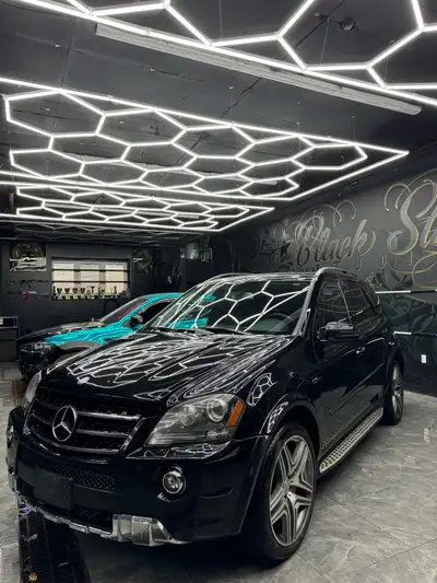 Selling my Mercedes ML63 AMG – powerful, fast, and recently serviced. Highlights: • 6.3L V8 – over 5...