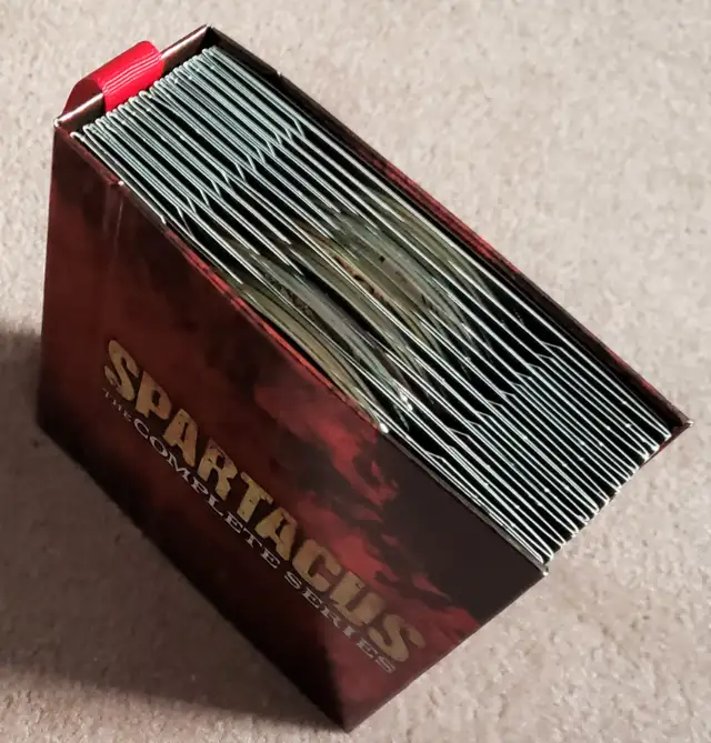 SPARTACUS COMPLETE SERIES LIMITED EDITION BLU RAY DVD + FIGURINE in CDs, DVDs & Blu-ray in Laval / North Shore - Image 5