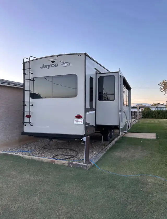 2018 Jayco Eagle fifth wheel in RVs & Motorhomes in Grande Prairie - Image 4