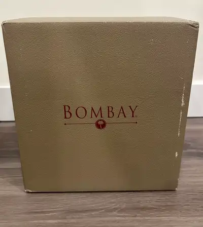 NEW 4x Poinsettia Wine Goblets from Bombay, View more