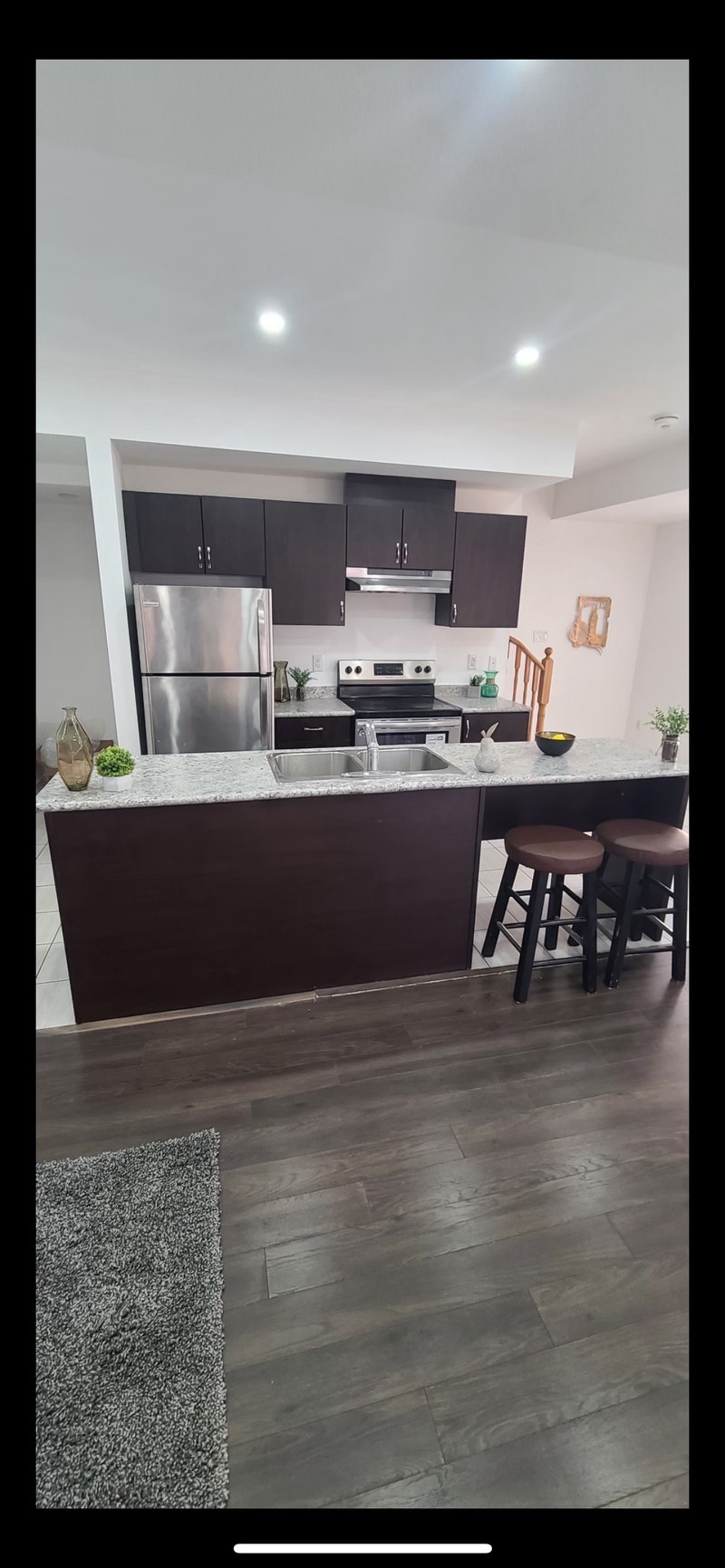 Three bedroom townhouse for rent Pickering Long Term Rentals Oshawa