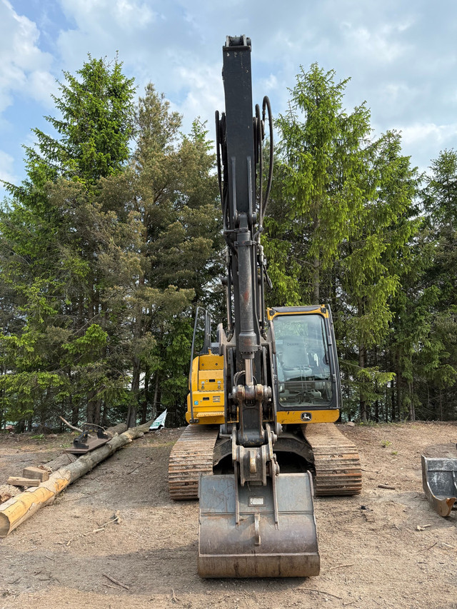 2018 John Deere 130G Excavator in Heavy Equipment in City of Toronto - Image 3