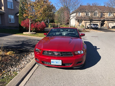 2011 Ford Mustang Convertible V6 Pony