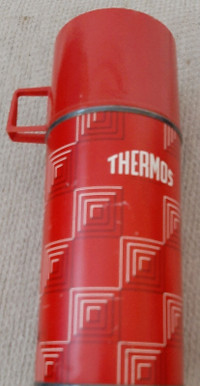 Bouteille Thermale Thermos Vintage Annees 70