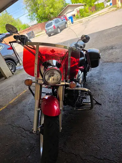 Well cared for 2012 Yamaha V Star Tourer 950cc Synthetic oil change in February New rear tire in 202...