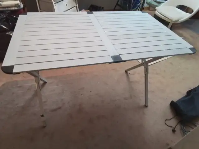 Folding aluminium table CampArt Travel in Other Tables in Ottawa - Image 3