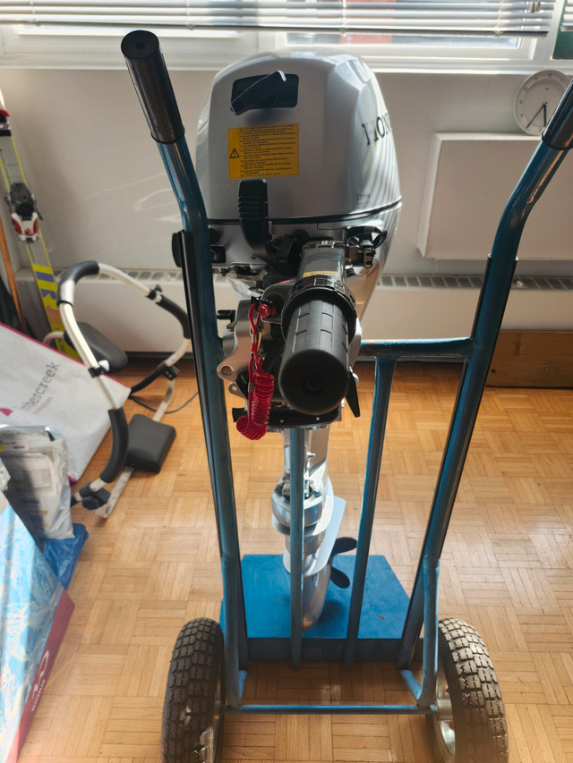 Honda 9.9 Outboard Extra Long Shaft in Other in Ottawa - Image 4