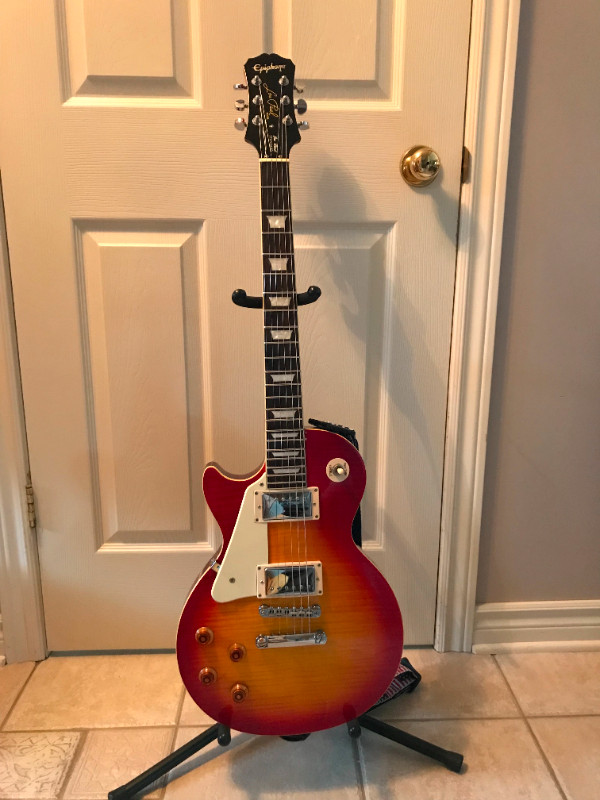 EPIPHONE LES PAUL STANDARD, Left Handed in Guitars in St. Catharines