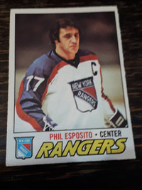 1977-78 O-Pee-Chee Hockey Phil Esposito Card #55