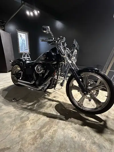 1999 Harley-Davidson Night Train Softail – $9,500 OBO Very clean, well-kept 1999 Harley-Davidson Nig...