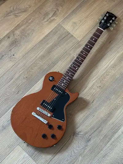 39 ads for gibson les paul special in Buy & Sell in Canada