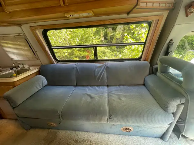 1990 Ford Econoline Motorhome!! in RVs & Motorhomes in Bridgewater - Image 8