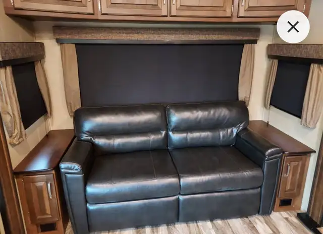 2019 Grand Design Reflection 337RLS in RVs & Motorhomes in Bridgewater - Image 6