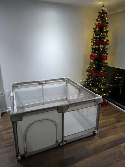 Baby playpen with mat - 59 x 59, View more