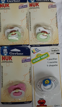 3 NEW Gerber NUK Latex Orthodontic Pacifier Size 1 (0-6 M)