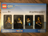 Lego City 5004940 Toys R Us Exclusive Minifigures Bricktober 201
