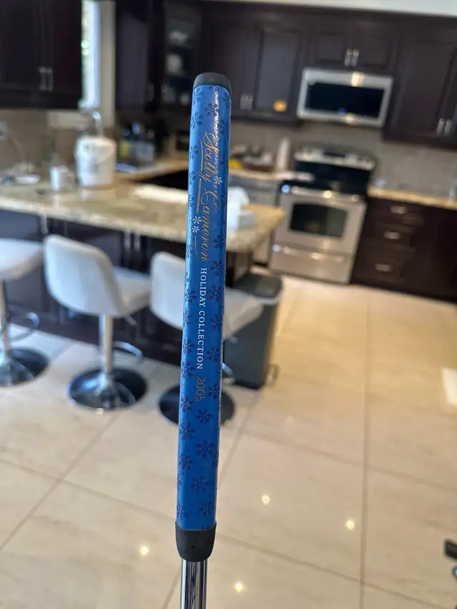 Scotty Cameron Holiday Collection Putter in Golf in Markham / York Region - Image 5