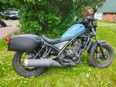 Hardly driven low km 2019 Honda Rebel 300, in excellent condition. Selling because I don’t have the...