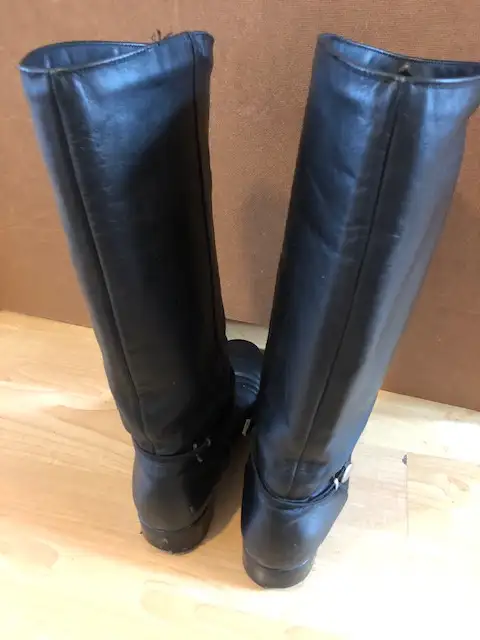 Santana leather winter boots size 9 $65, lined 15" boots, used in Women's - Shoes in Oakville / Halton Region - Image 6