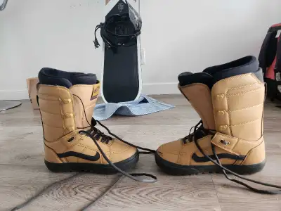 snowboard boots, View more