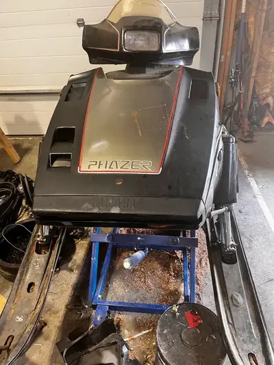 Parting out a complete sled. Nothing sold yet. Engine parts, carbs, recoil, exhaust, CDI, stator, wi...