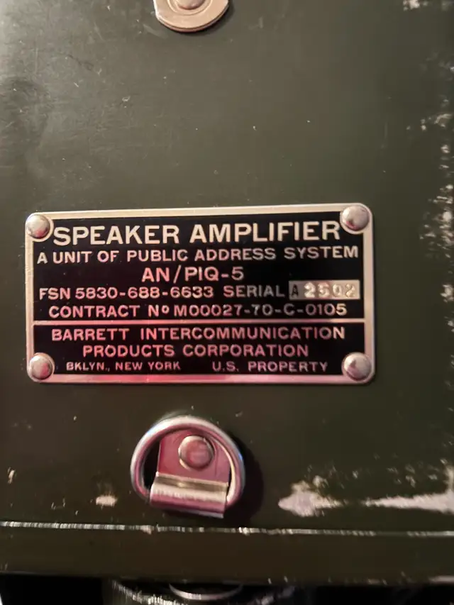 US ARMY MEGAPHONE in Arts & Collectibles in Kingston - Image 4