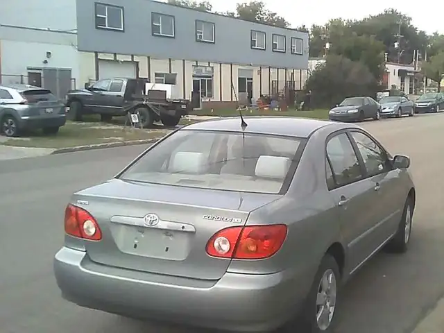 2003 Toyota Corolla LE552944922055168007