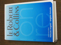 Le Robert and Collins French-English, English-French Dictionary