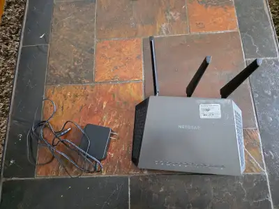 NETGEAR R7000 ROUTER, View more