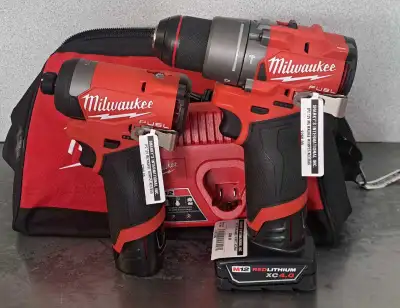 2pc 12v Milwaukee Drill Set (31671060), View more