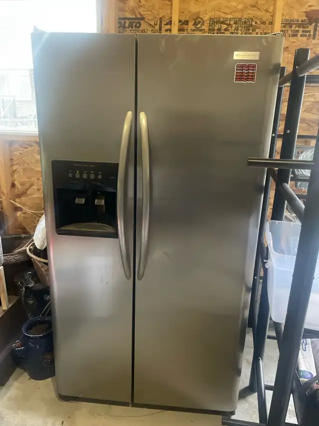 Frigidaire fridge 