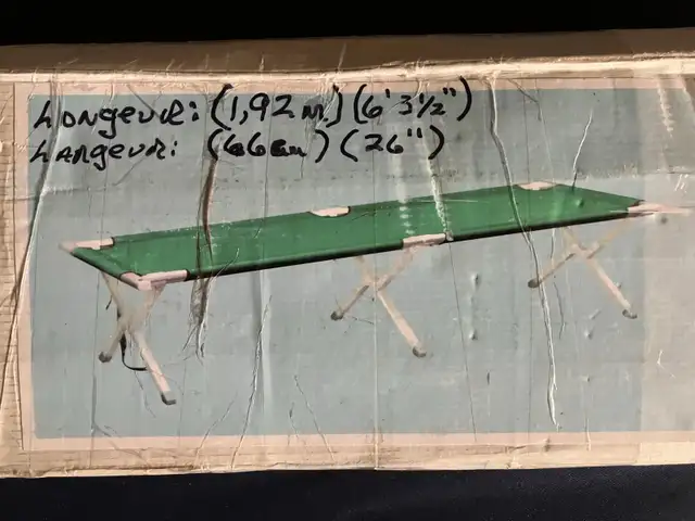 lit de camp- chaises camping trekking in Beds & Mattresses in Laval / North Shore - Image 3