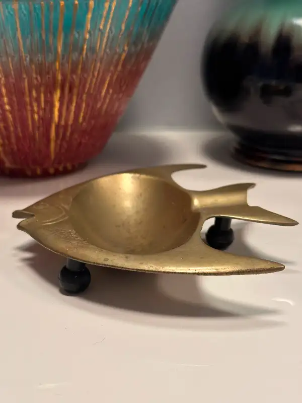 Fish-shaped brass ashtray, vintage fish brass ashtray, antique ashtray62864363092865122