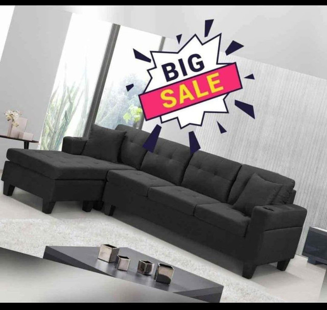 Xmas sale on big amazing 4 seater reversible sectional sofa in Couches & Futons in City of Toronto - Image 3