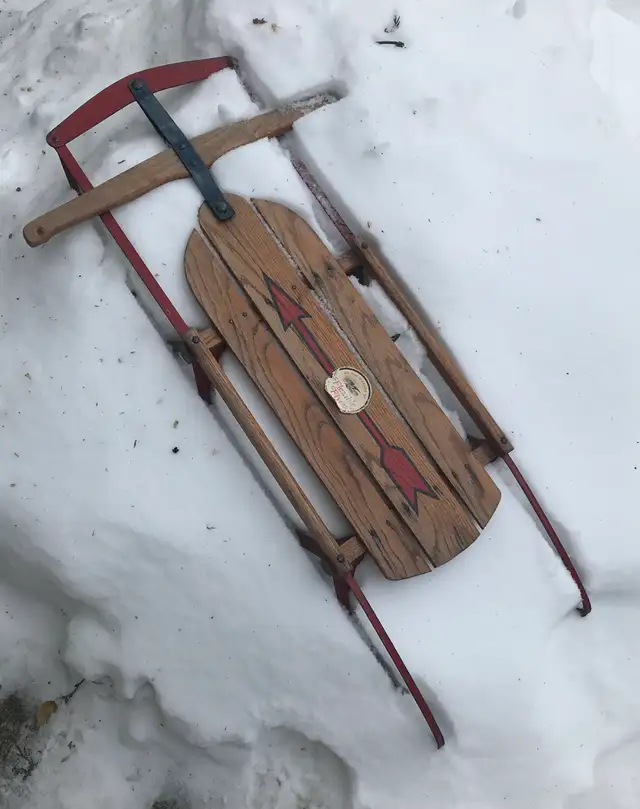 Vintage 1960’s Flexible Flyer Wood & Metal Child’s Sled in Toys & Games in City of Toronto - Image 2