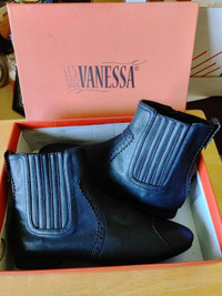 Vanessa Ankle Boot ~ Dakota Steel Toe Shoes~Umbro Football Shoe