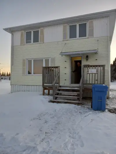 5-bedrooms house, located in Willingdon, Alberta