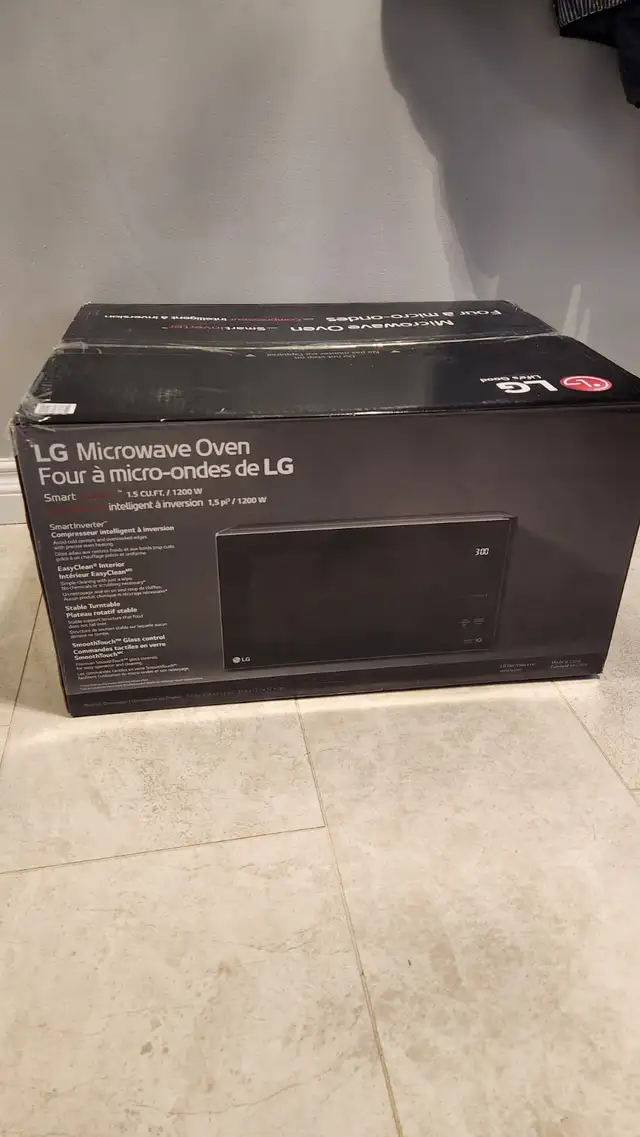 LG NeoChef™ 1.5 cu. ft. Countertop Microwave – Stainless Steel, in Microwaves & Cookers in Kitchener / Waterloo - Image 4