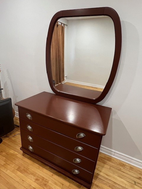 Morigeau Lepine Bed Room Furniture, 2 Pieces dans Commodes et armoires  à Ville de Montréal