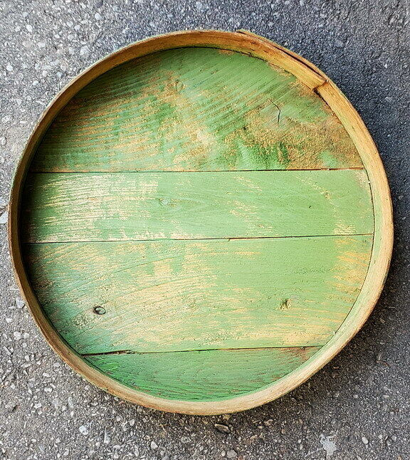 Vintage 1930s handmade round wooden butter / cheese box with lid in Arts & Collectibles in City of Toronto - Image 4