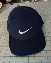 Nike baseball style hat, Navy blue