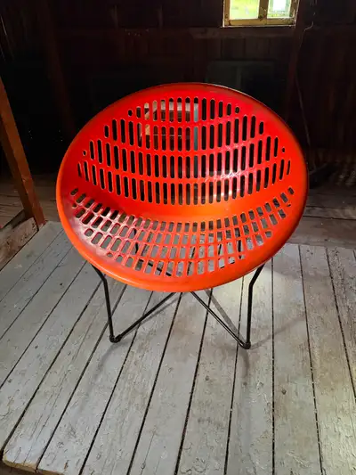 Chaise Solair Vintage de Motel ( Dates des années 70s ) RARE!!!, View more