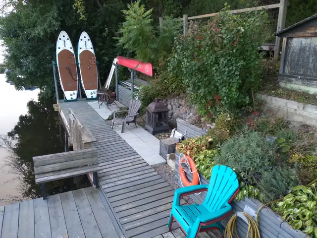 Comfort on the Trent in Ontario in Canada - Image 5