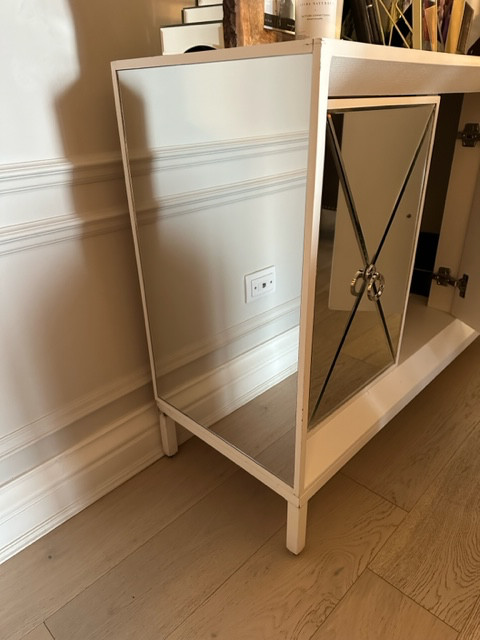 Mirrored dresser dans Commodes et armoires  à Ville de Montréal - Image 3