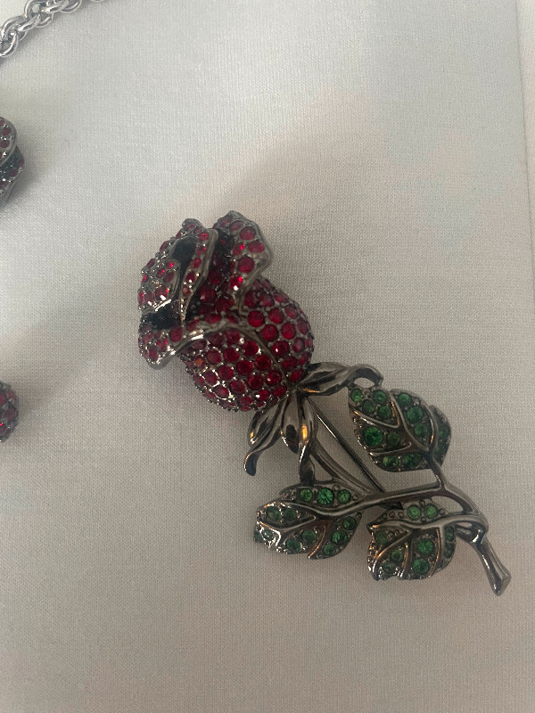 Swarvoski Austrian Crystal Red Rose Jewellery Set in Jewellery & Watches in Bedford - Image 4